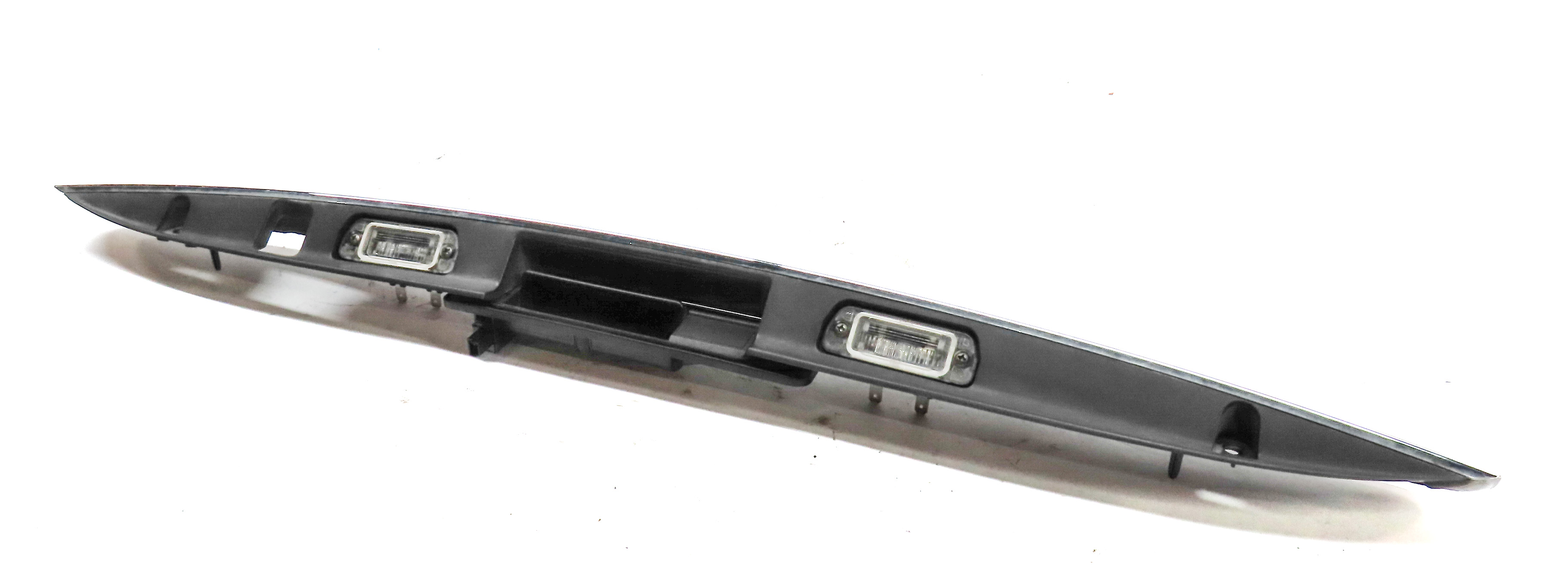 2008 MERCEDES GL450 (X164) REAR HATCH TRUNK HANDLE w/ LICENSE PLATE LIGHTS — exact item pictured